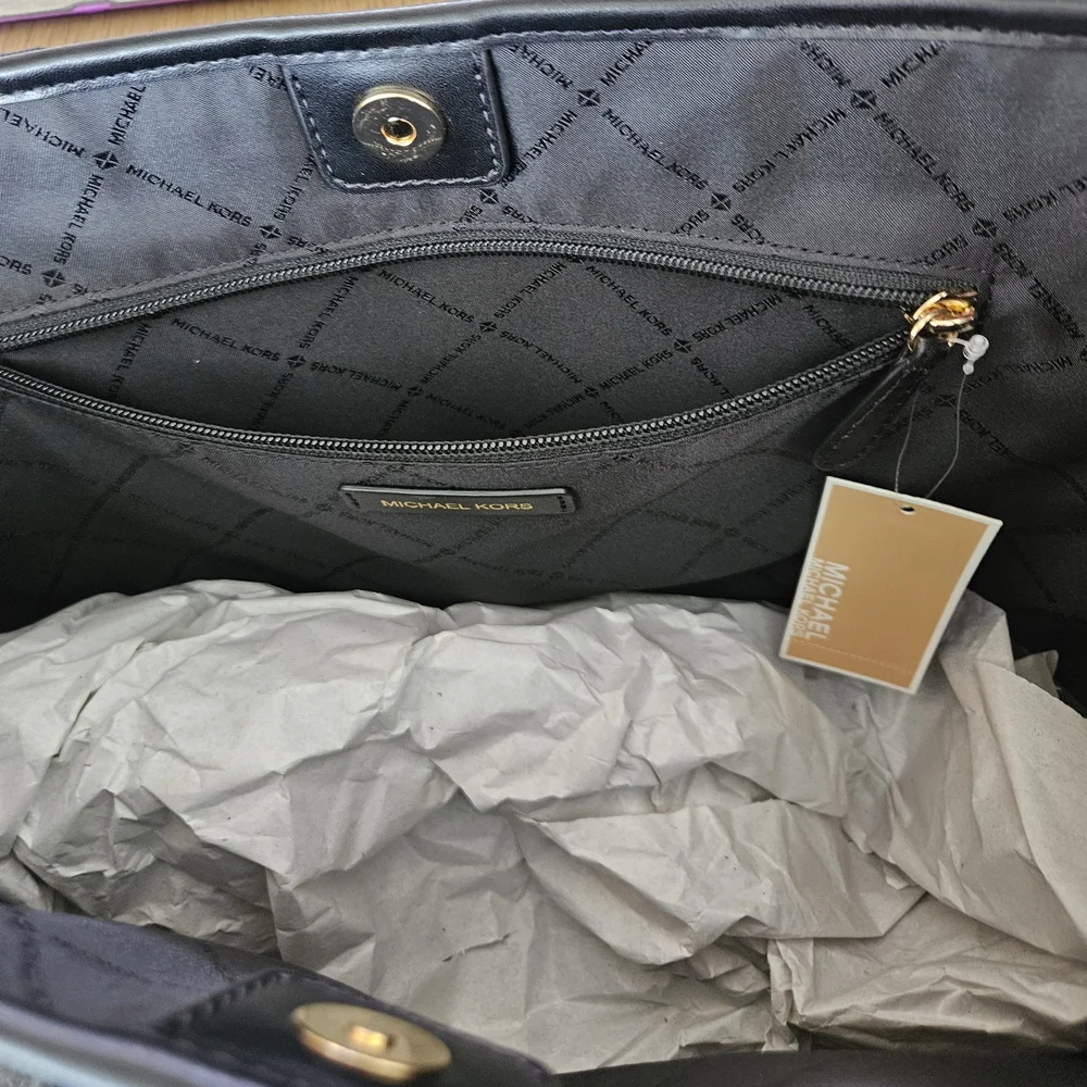 Michael Kors Black Tote Bag - Picture 3 of 6